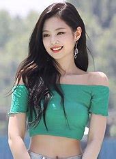 Jennie (singer)